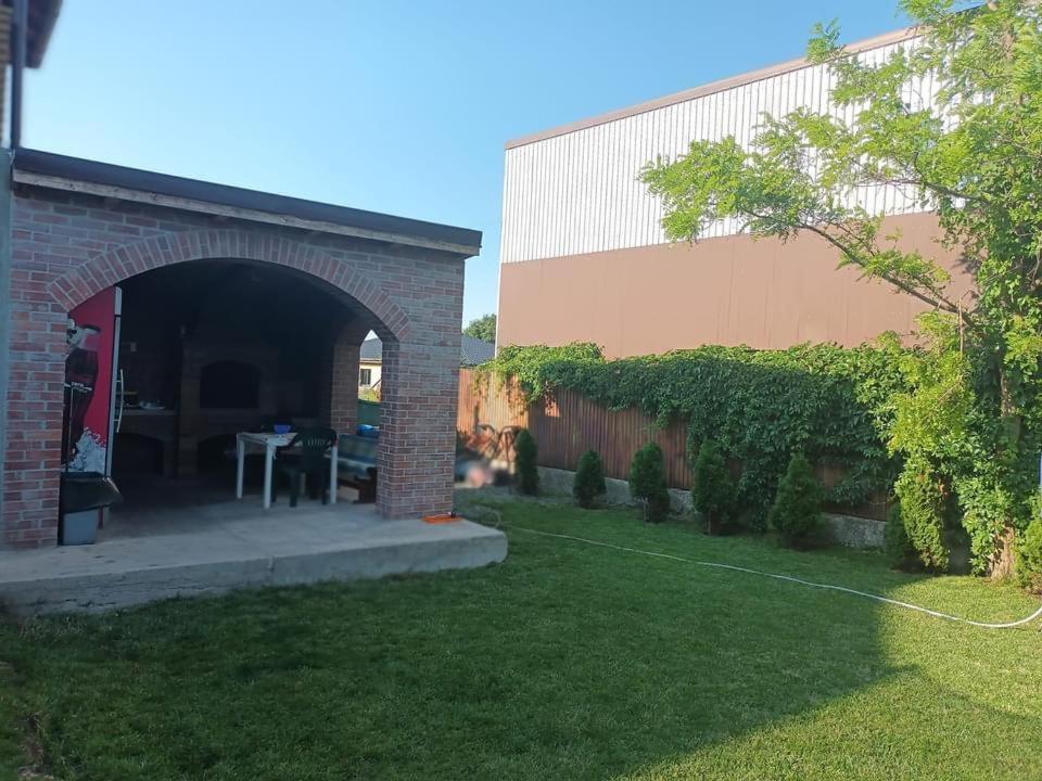 Vila Maranca 호텔 Două Mai 외부 사진